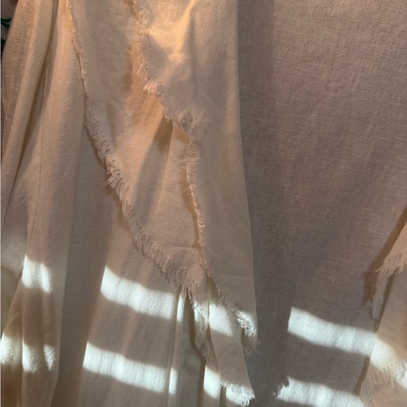 Chic Cream Women's Ruffle Jacket - Picture 3 of 5